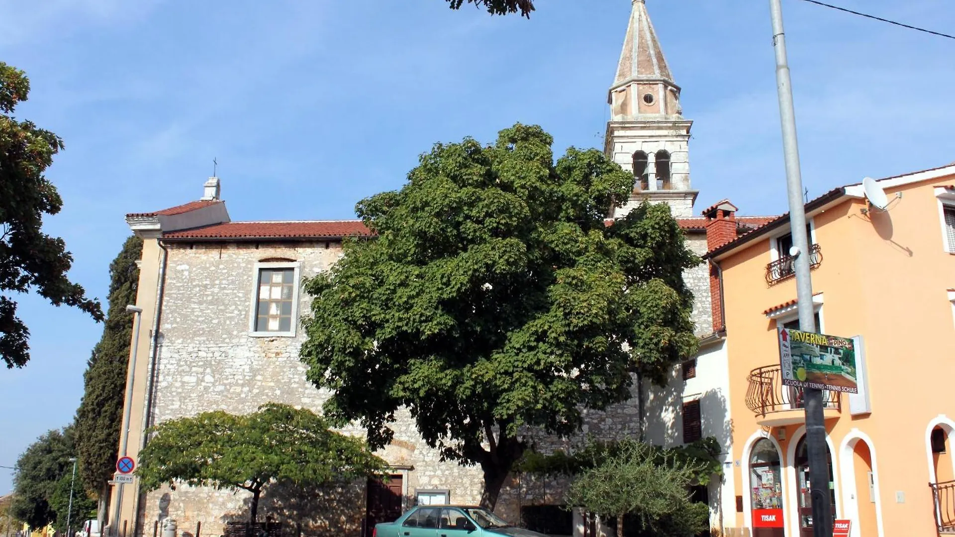 Family Friendly Apartments With A Swimming Pool Tar, Porec - 22736 Tar-Vabriga Croatia